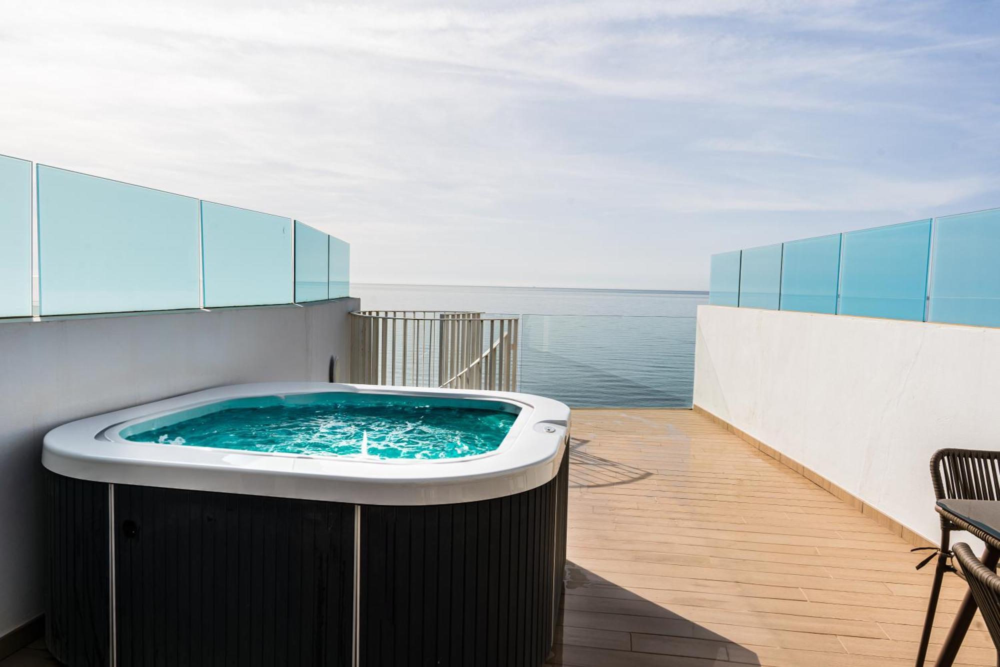 푸엔히롤라 Panoramic Seaview Penthouse The Wave 아파트 외부 사진