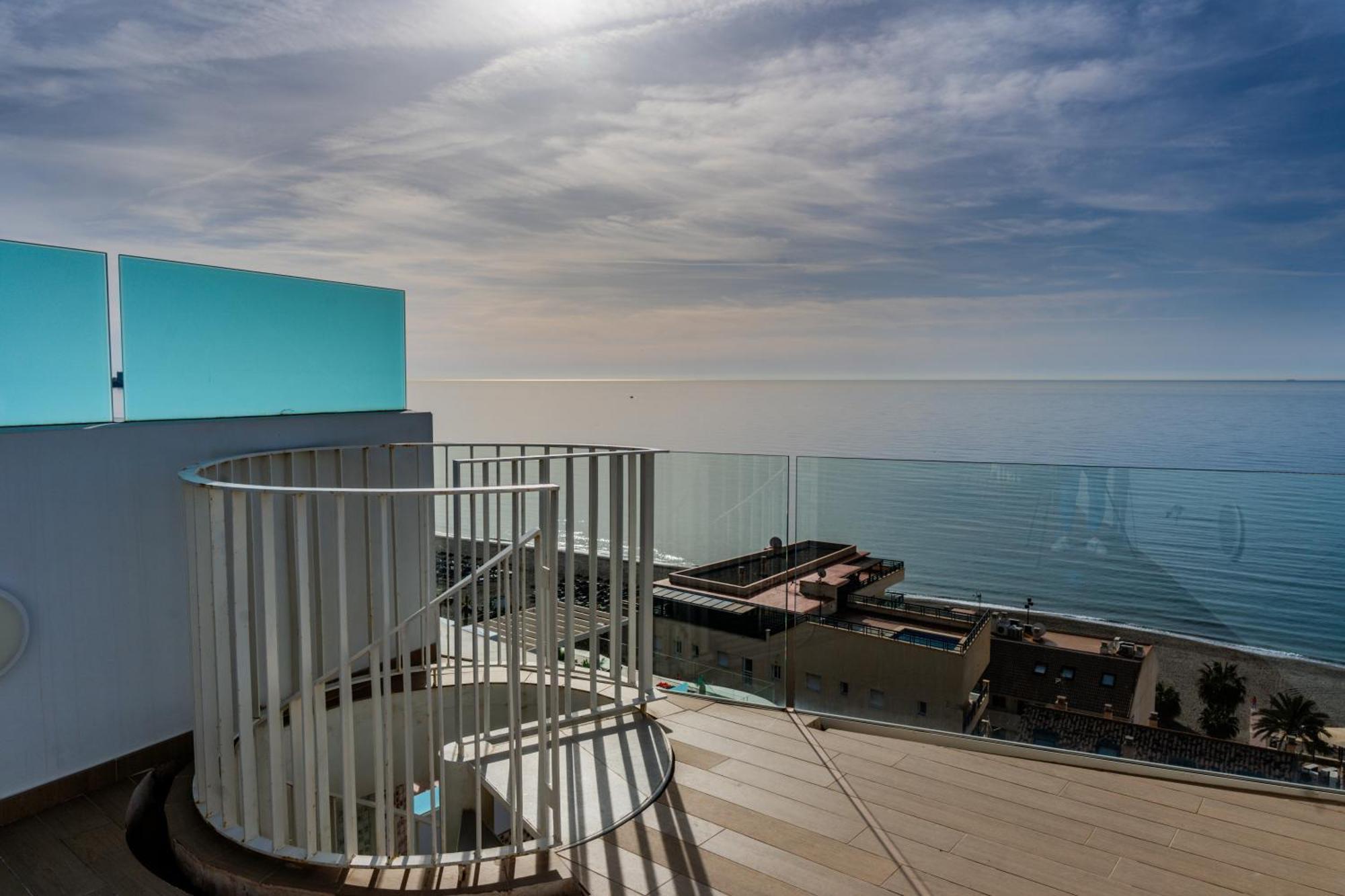 푸엔히롤라 Panoramic Seaview Penthouse The Wave 아파트 외부 사진